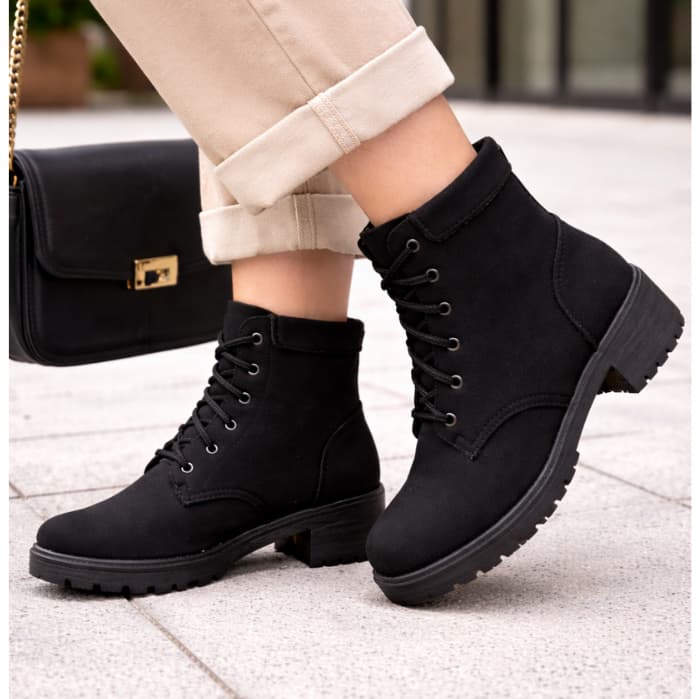 Imagem da oferta Bota Coturno Feminina Blogueira Tratorado Plataforma Confort